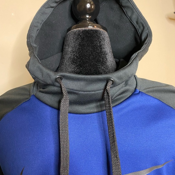 Nike Pullover Sweatshirt (Men XL) - Picture 3 of 10